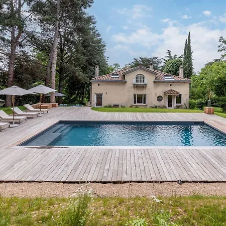 La Clarte - Wonderful Refurbish With Garden And Pool Villa
